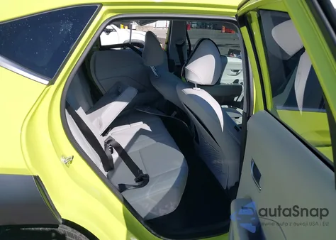 2024 Hyundai Kona Limited из США, поврежденный, VIN KM8HE3A34RU114986